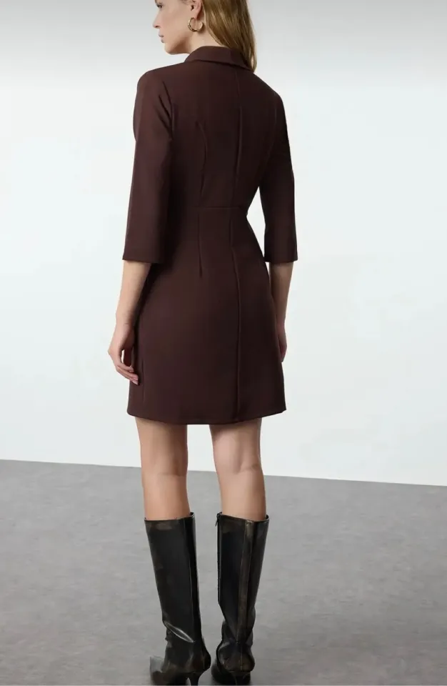 Kahverengi Mini V Yaka Dokuma Elbise