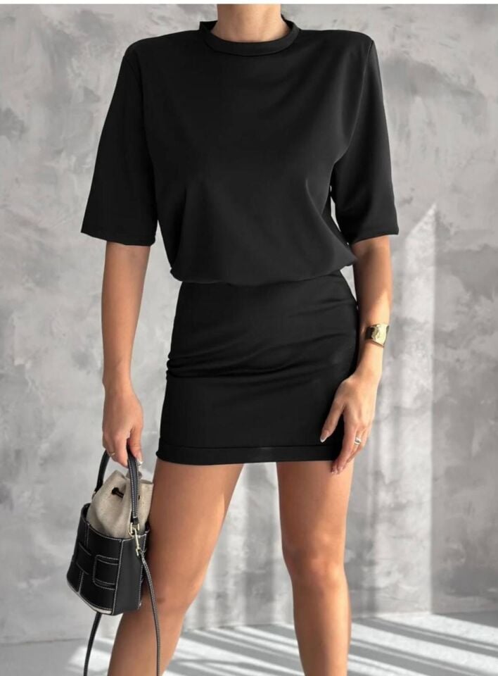 OMUZLARI VATKALI MİNİ  ELBİSE